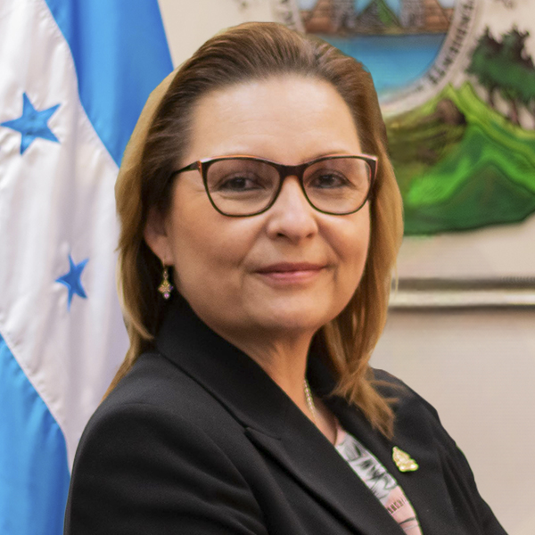 Carla Belinda Dip Alvarado